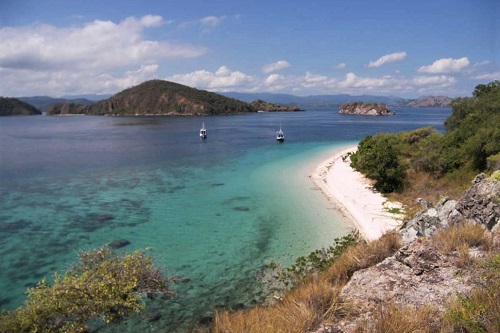 Angel Island Eco Resort in Komodo