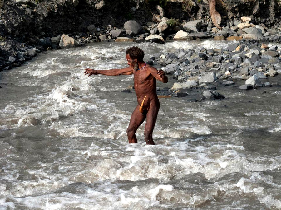 Baliem Valley river brigde