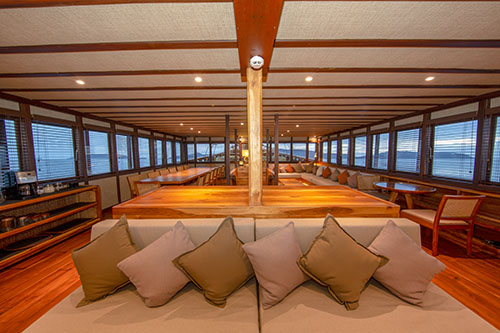 Coralia Liveaboard cruises for divers