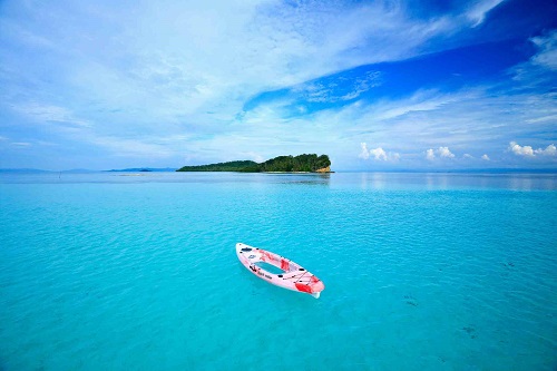 Standup paddle from Cove Eco Resort at Raja Ampat