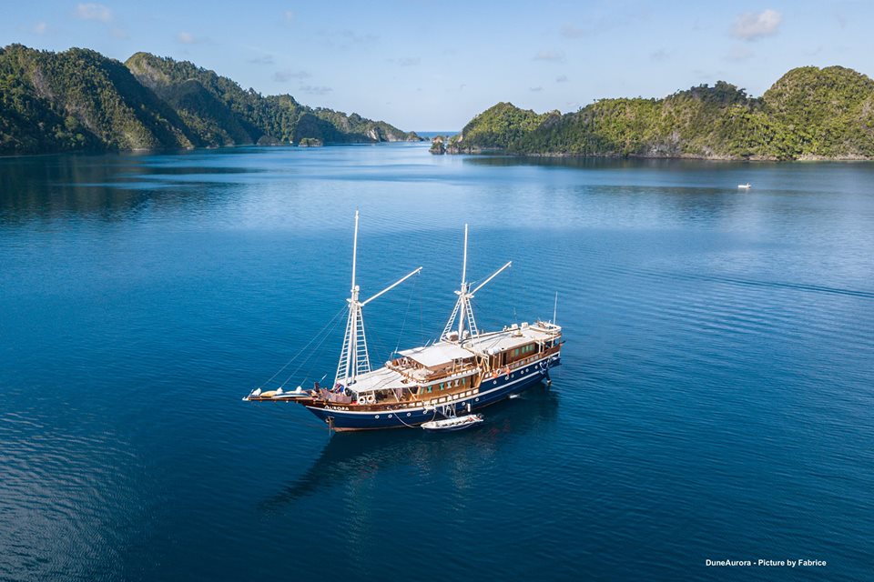 Dune Aurora Liveaboard in Raja Ampat