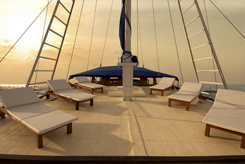 maldives_siren_sundeck