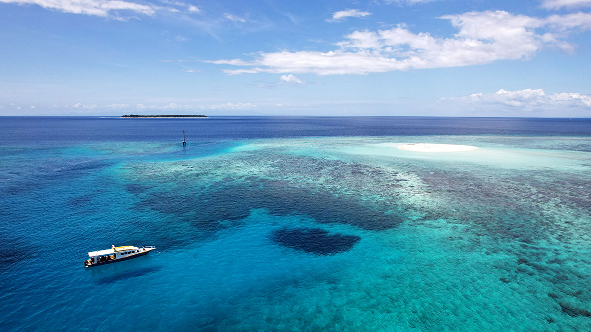 Island hopping at Metita Resort, Indonesia