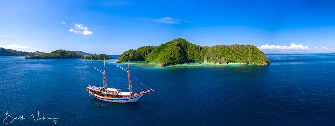 Tiare Cruise in Raja Ampat