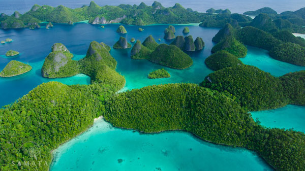 Samata charters in Raja Ampat islands